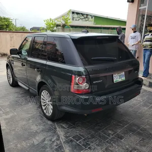 Land Rover Range Rover Sport 2012 Green