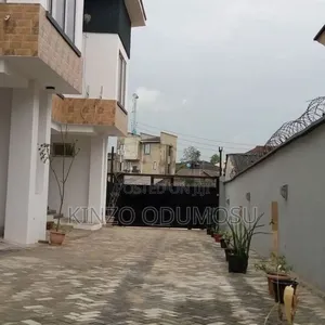 4bdrm Duplex in Millennium Estate, Millenuim/UPS for sale