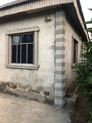 3bdrm Bungalow in Age Mowo for sale