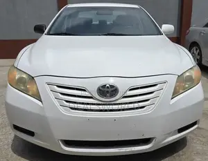 Toyota Camry LE 4dr Sedan (2.4L 4cyl 5A) 2008 White