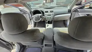 Toyota Camry LE 4dr Sedan (2.4L 4cyl 5A) 2008 White
