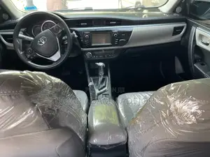 Toyota Corolla 2014 White