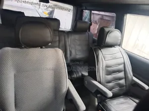Volkswagen Transporter 2005 Grey
