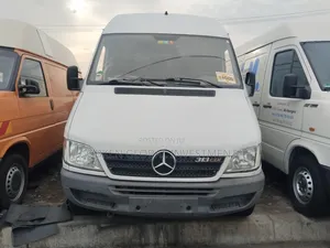 Volkswagen Transporter 2005 White
