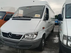 Volkswagen Transporter 2005 White