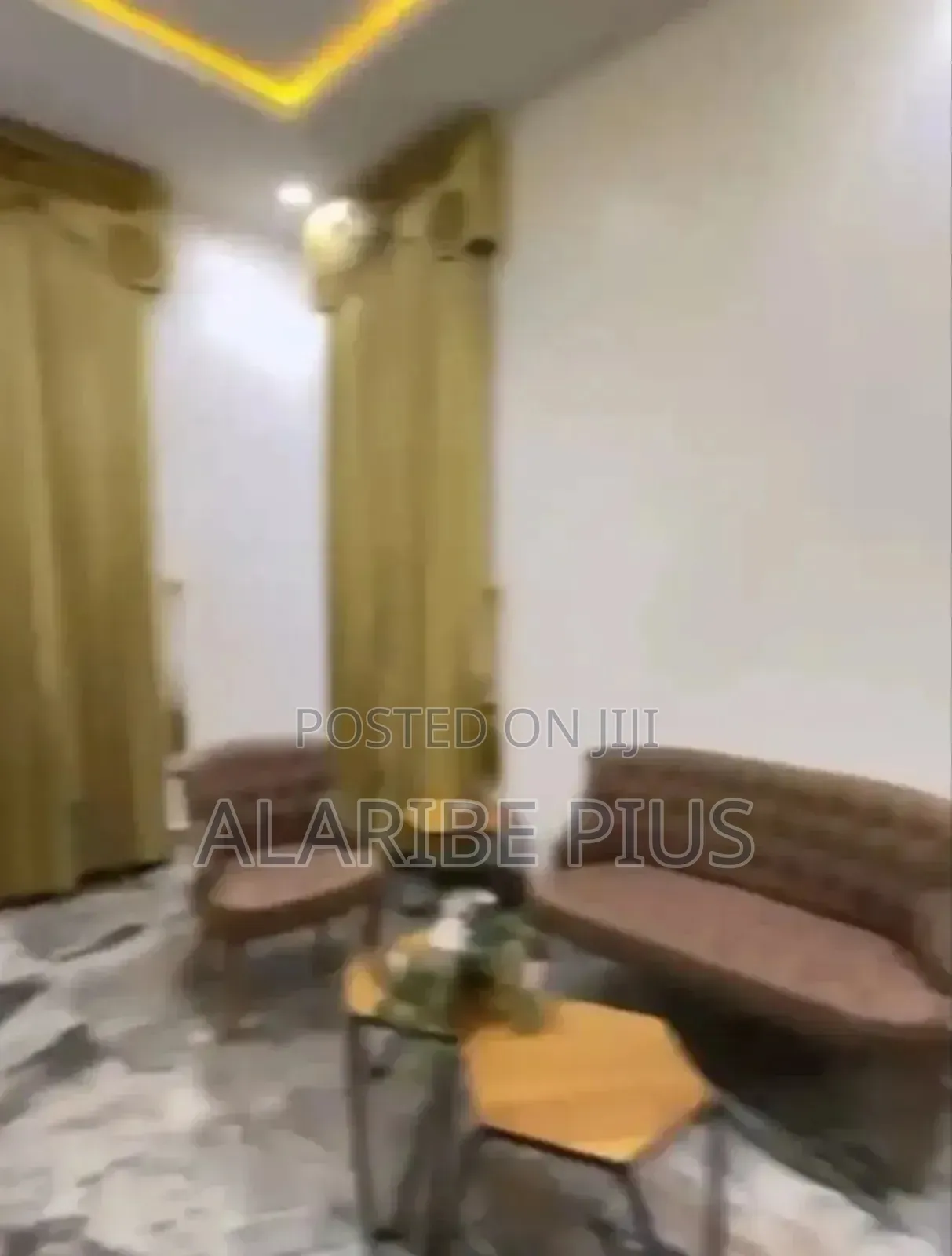 5bdrm Duplex in Self Compound, Guzape District for rent