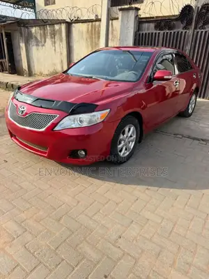 Toyota Camry 2011 Red