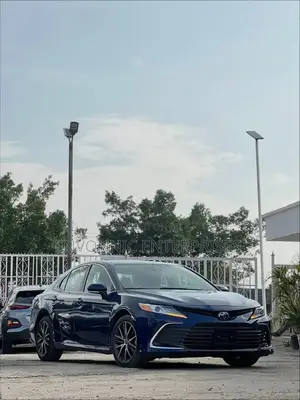Toyota Camry 2024 Blue