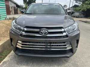 Toyota Highlander Limited 4dr SUV (3.5L 6cyl 6A) 2015 Brown