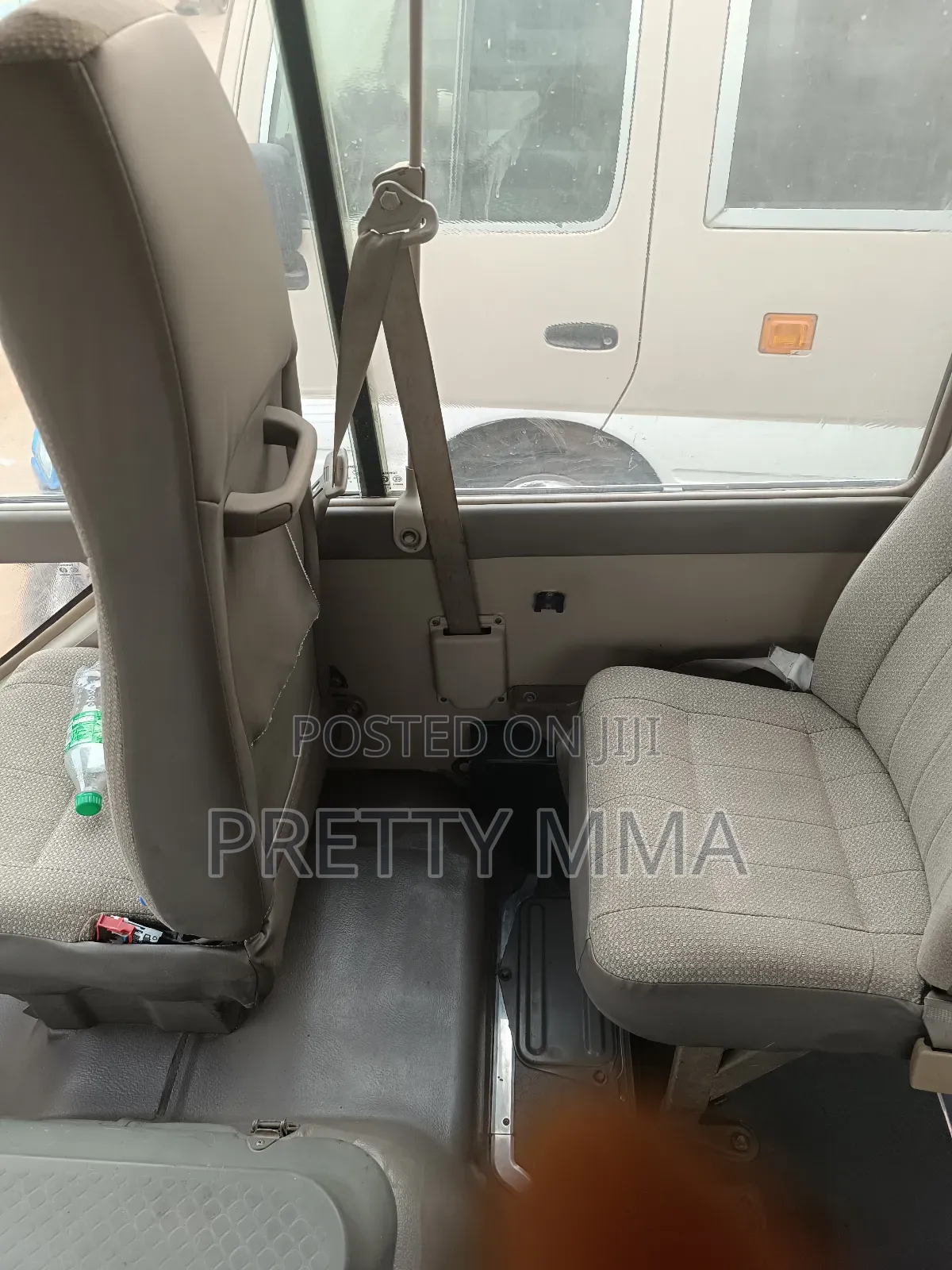 Toyota Coaster 2017 Beige