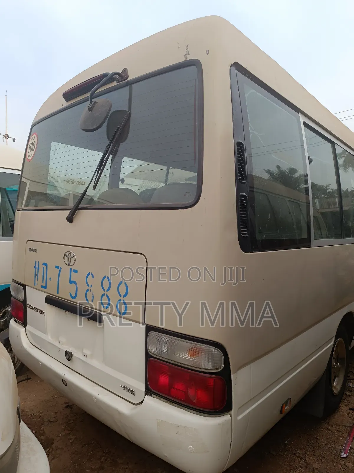 Toyota Coaster 2017 Beige