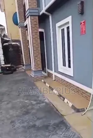 2bdrm Block of Flats in Estate, Ikeja for sale