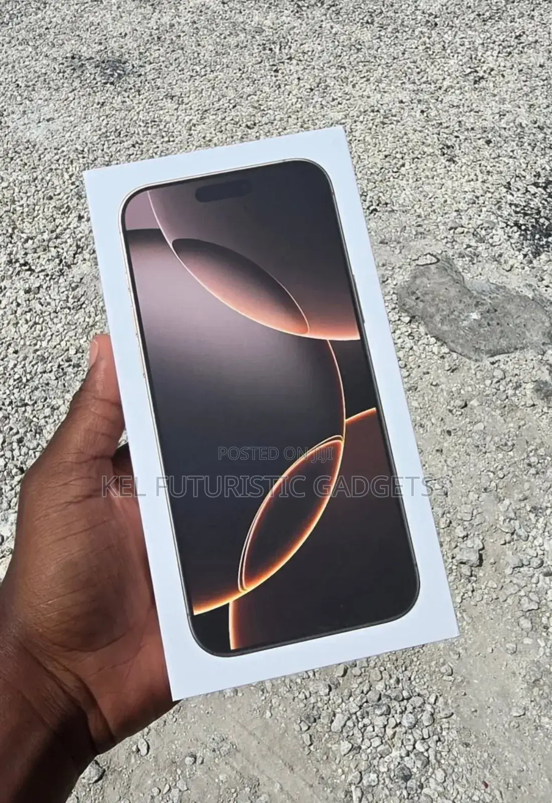New Apple iPhone 16 Pro 256 GB Gold
