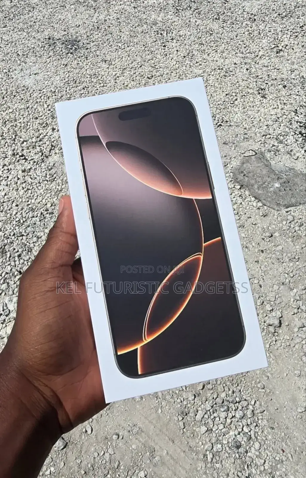 New Apple iPhone 16 Pro 256 GB Gold