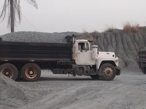 Quality 3/4 (Chippings) for Foundation and Concrete