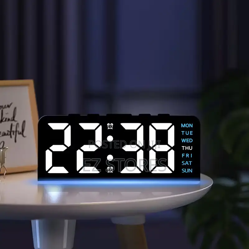 Led Alarm Clock With Ambient Light, Date Display, Usb Powered