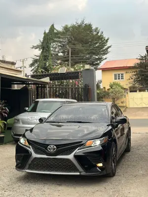 Toyota Camry LE (2.5L 4cyl 8A) 2019 Black