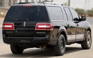 Lincoln Navigator L 2010 Black