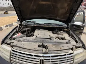Lincoln Navigator L 2010 Black