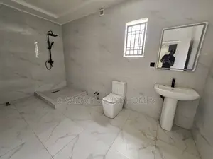 5bdrm Duplex in Katempe Extension for rent