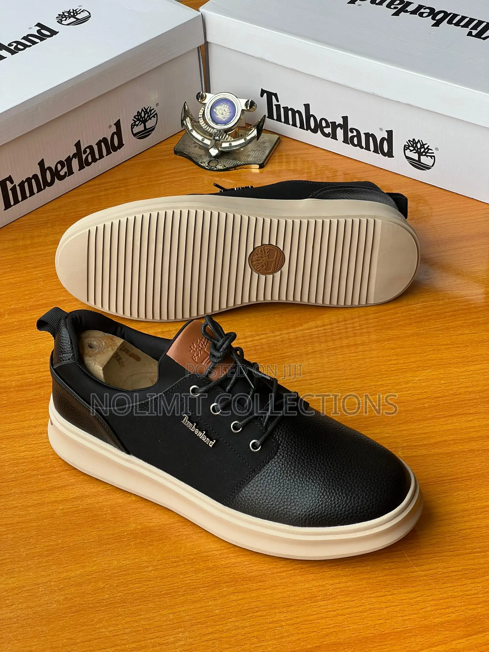 Timberland Mixed Material Low Top Sneakers