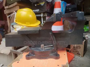12" Heavy Duty Bench Vise