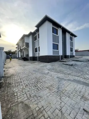 3bdrm Apartment in Holy Mary Oki, Iwo Road for rent