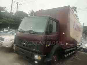 Mercedes Benz Truck