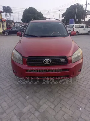 Toyota RAV4 V6 2007 Red