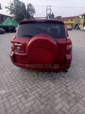Toyota RAV4 V6 2007 Red