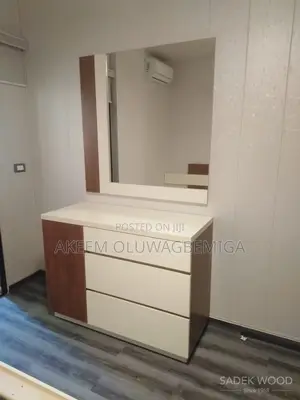Quality Dressing Mirror