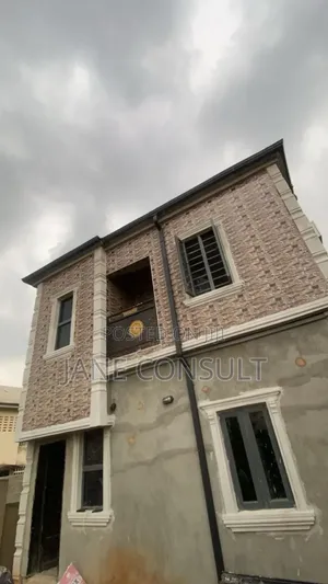 2bdrm Block of Flats in Amazing Grace Estate, Baruwa for rent