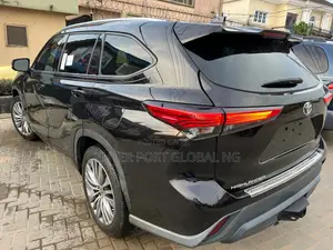 Toyota Highlander Platinum AWD 2020 Black