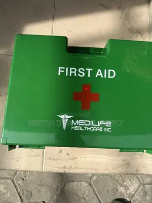 Foreign First Aid Box (100 People)
