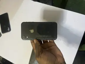 Apple iPhone XR 64 GB Black