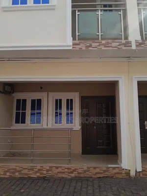 2bdrm Townhouse / Terrace in Dawaki for rent