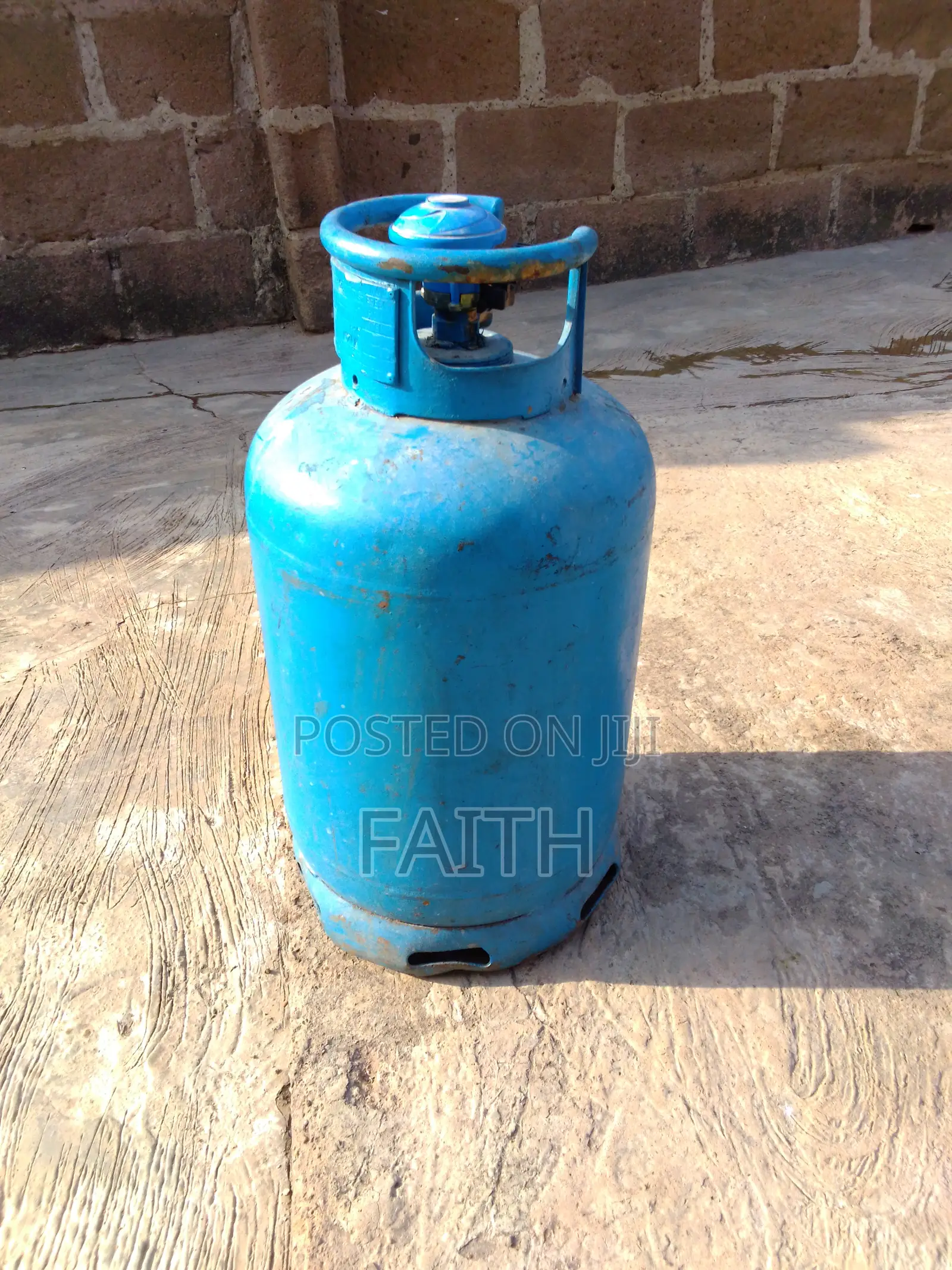 Gas Cylinder