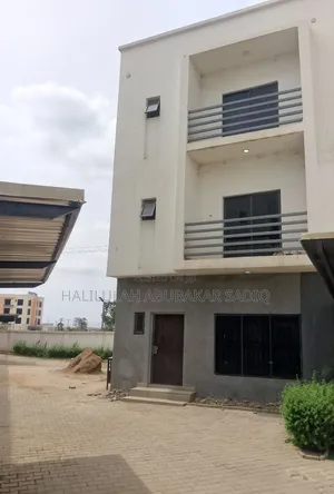 4bdrm Duplex in Jahi for sale