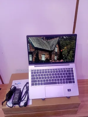 New Laptop HP 250 G8 16GB AMD Ryzen 5 SSD 512GB