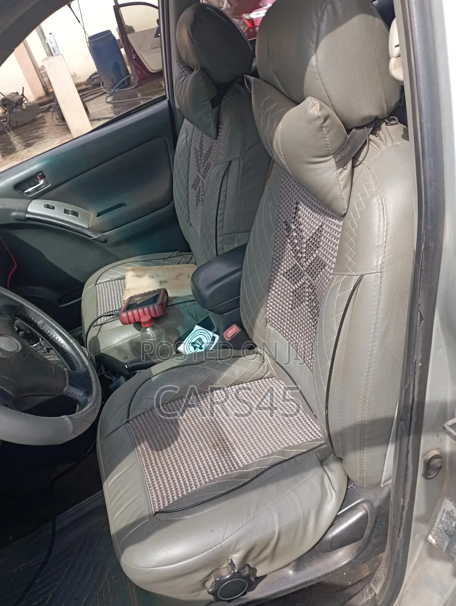 Toyota Matrix 2003 Silver