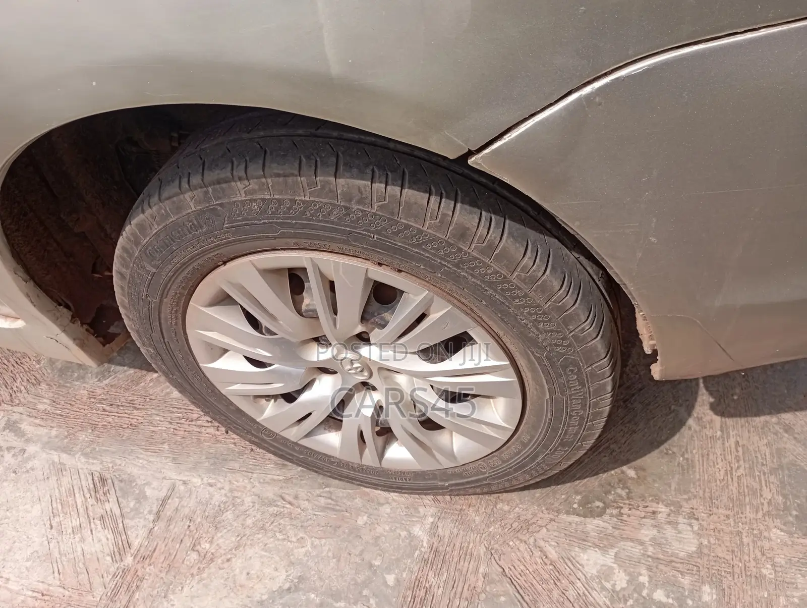 Toyota Matrix 2003 Silver