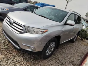 Toyota Highlander 2012 Silver