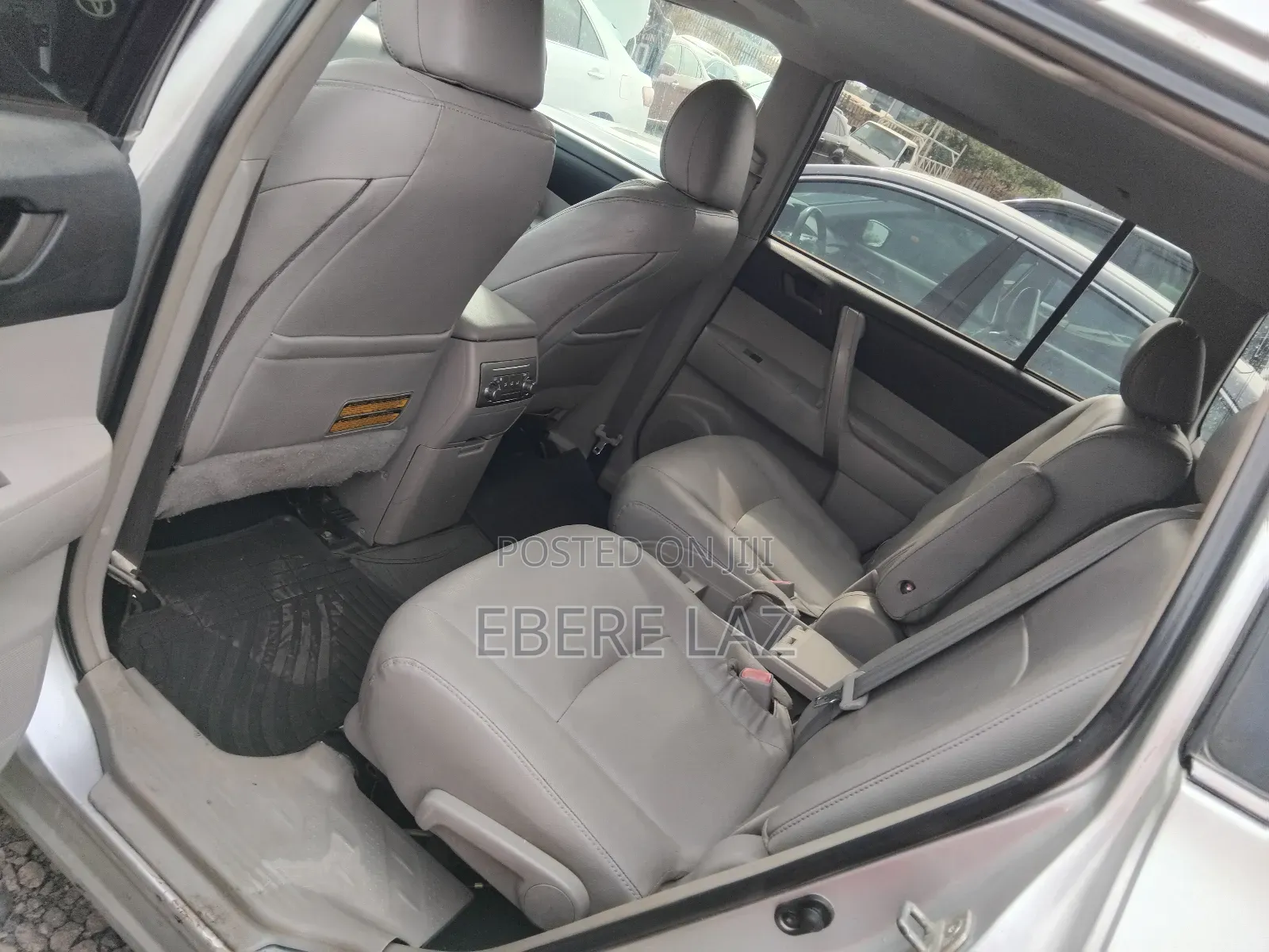 Toyota Highlander 2012 Silver