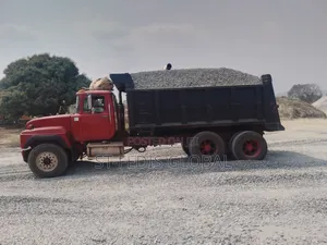 Black Quality Granite Chippings at Affordable Price
