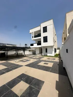 5bdrm Duplex in Guzape District for sale