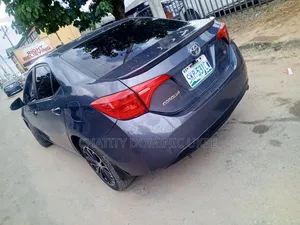 Toyota Corolla S Premium 4dr Sedan (1.8L 4cyl CVT) 2015 Blue