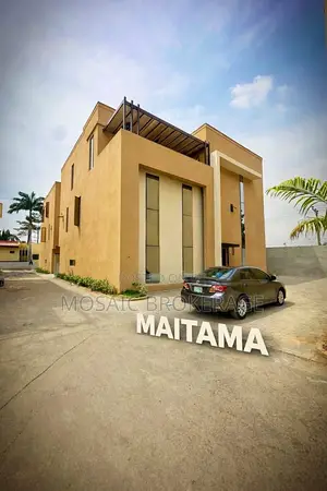 5bdrm Duplex in Maitama for sale