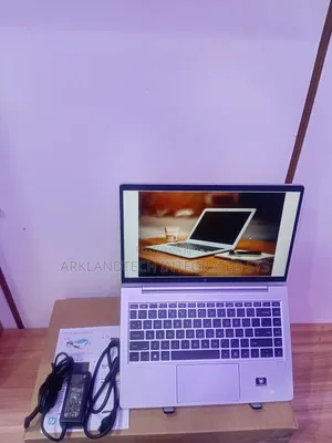 New Laptop HP 255 G4 16GB AMD Ryzen 5 SSD 512GB