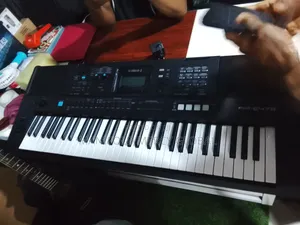 Yamaha Keyboard PSR 473