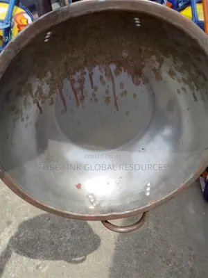 Head Pan Packing of Sand or Cement